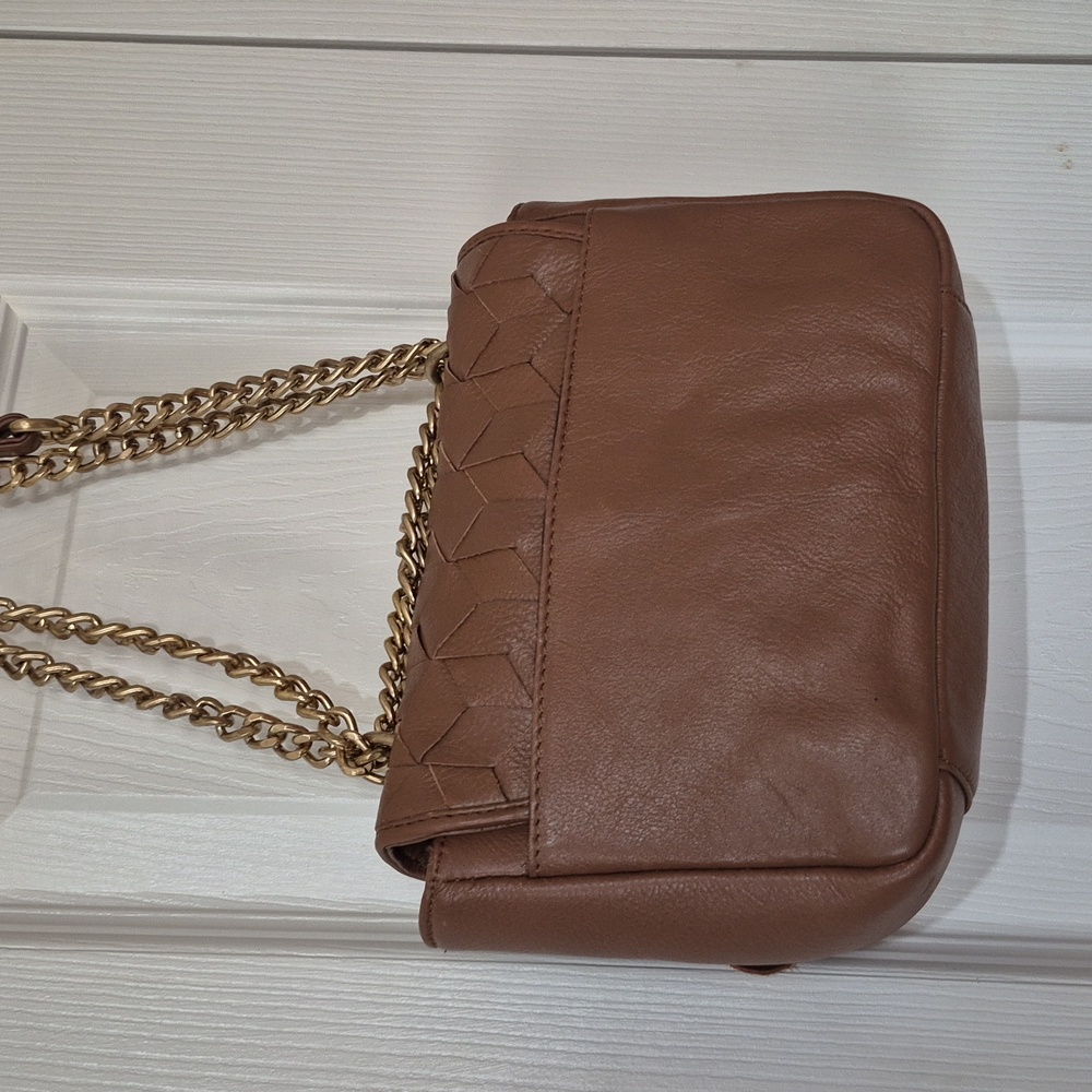 FREE Great American Leatherworks Brown Quilted Chain Strap Shoulder Bag - Picture 6 of 14